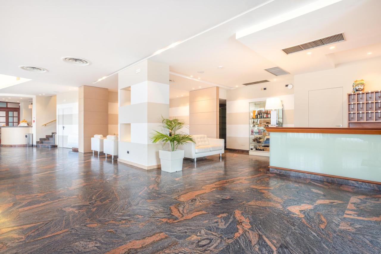 Hotel Pomara 3*